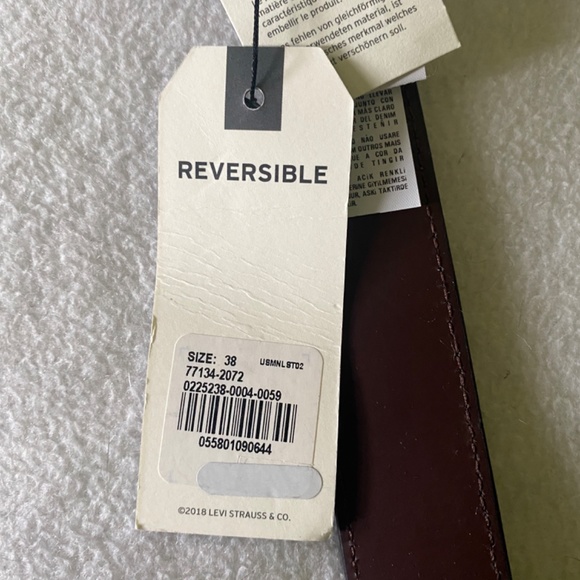 Levi’s Reversible Belt - Picture 3 of 5